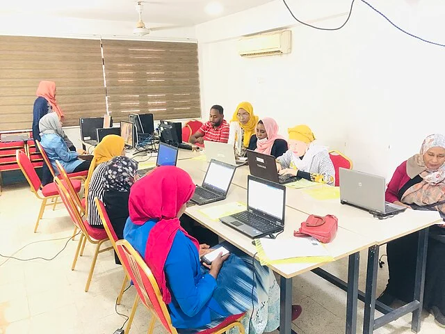 wiki loves women focus group shesaid sudan . journalists مشروع اصوات نساء السودان علي ويكي اقتباسات ورشة الصحفيين 03